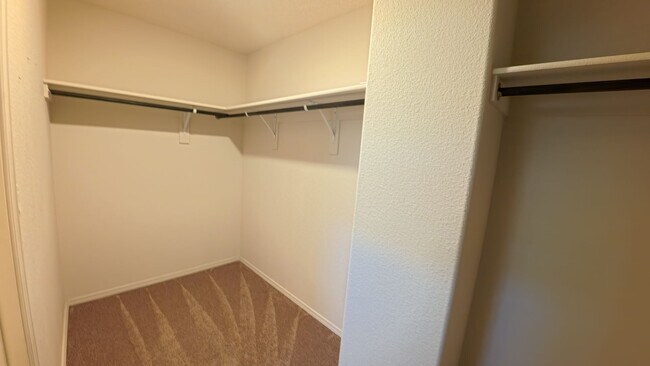 Building Photo - 17 Parador Ct