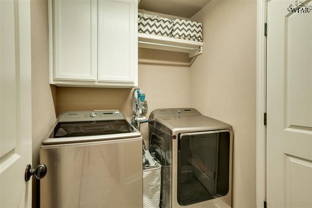 Building Photo - 5113 Tillie Dr