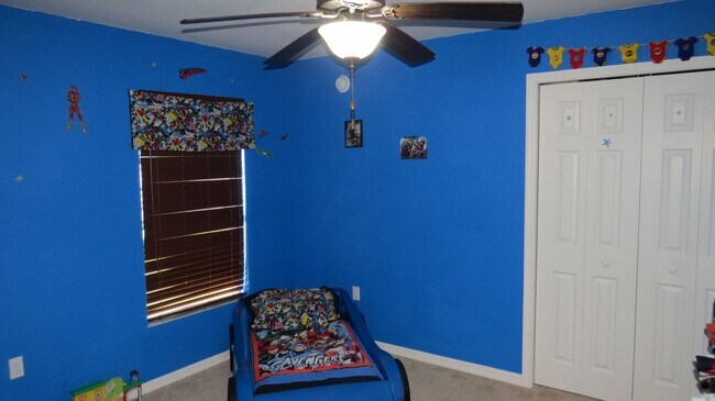 Building Photo - Beautiful 4/2 Home in Leesburg
