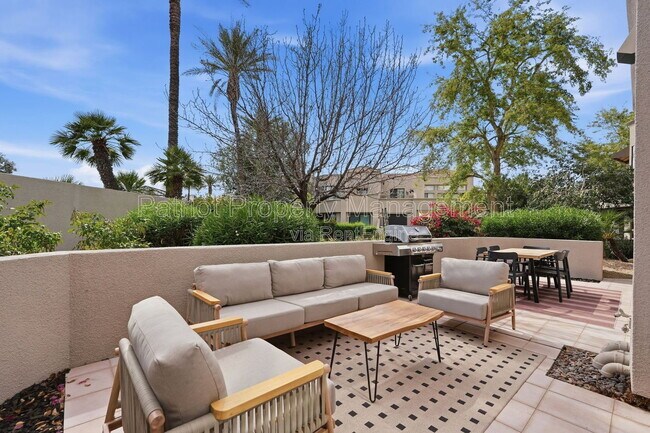 Building Photo - 8989 N Gainey Center Dr