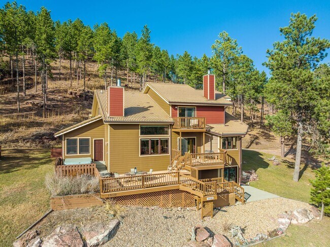 Building Photo - Fully furnished Rental