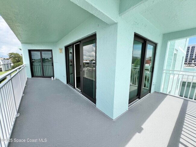 Building Photo - 1750 Commodore Blvd