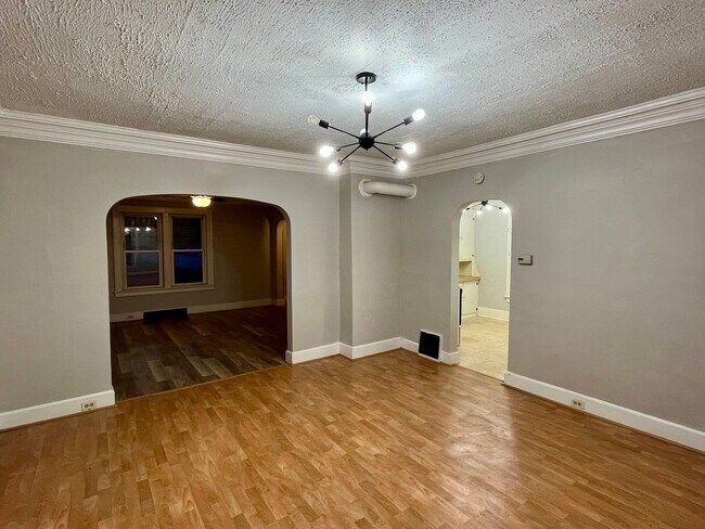 Building Photo - 1209 Cleveland Ave