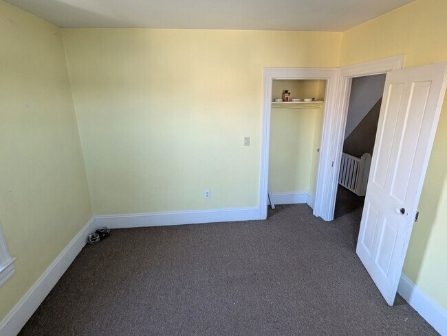 Building Photo - 18-20 W. Southern Avenue