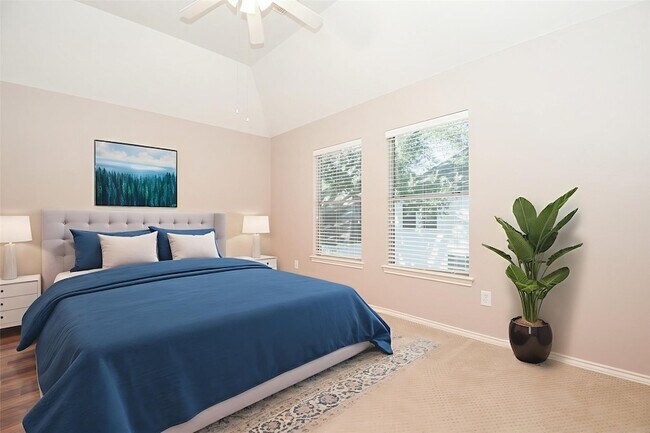 Building Photo - 4202 Creek Hollow Ln