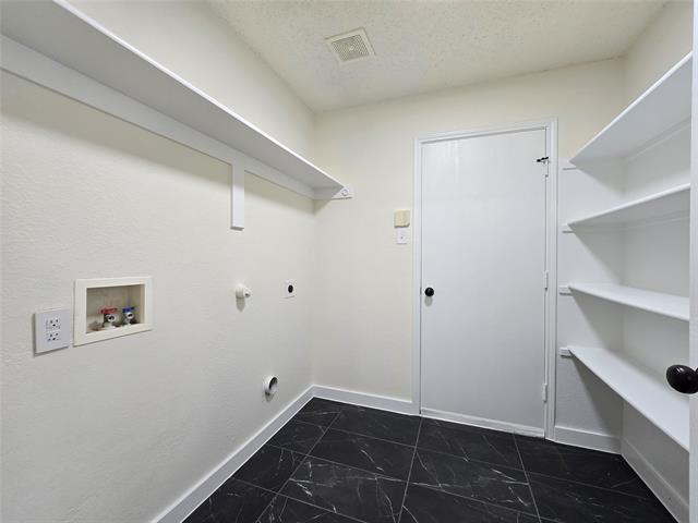 Building Photo - 7546 Rice Ln