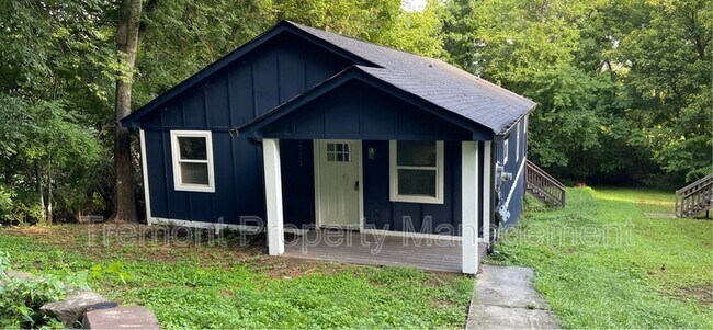 Building Photo - 3759 Grace Ave