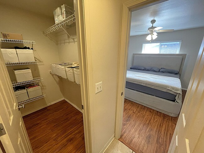 Building Photo - Beautiful 3-Bedroom, 2-Bath Single-Level H...