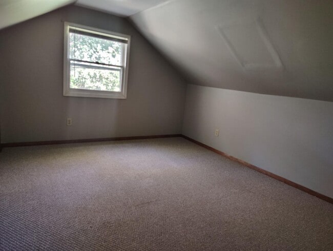 Building Photo - 4628 W Drexel Ave