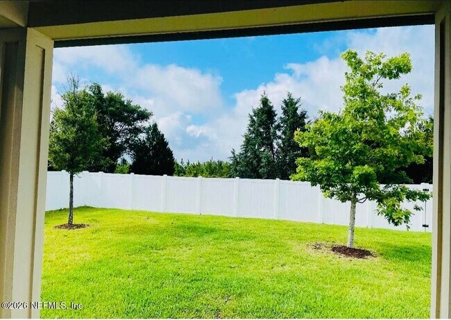 Building Photo - 87 Fellbrook Dr