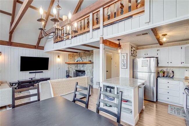 Building Photo - 3 Berkshire Ln