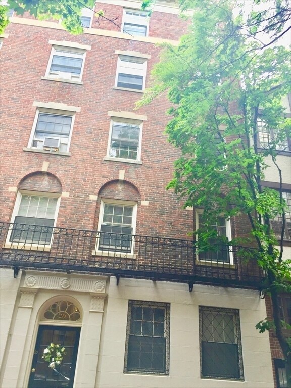 Building Photo - 20 Lime St