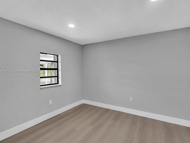 Building Photo - 19021 NW 23rd Ct