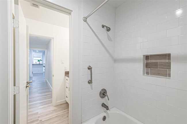 Building Photo - 2314 Silver Sage Dr