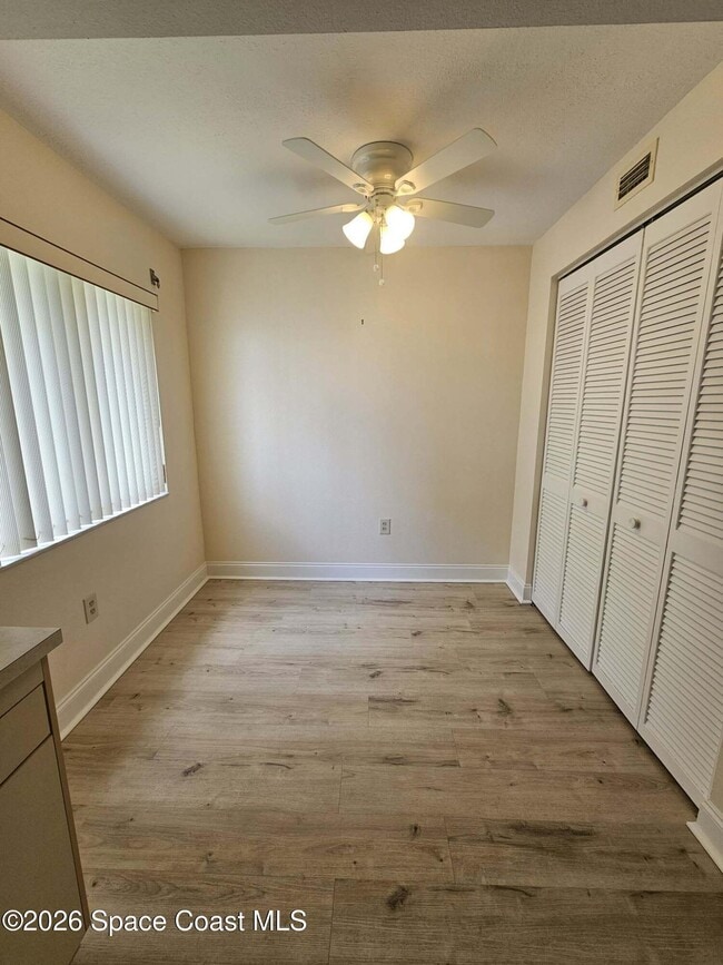 Building Photo - 250 S Sykes Creek Pkwy