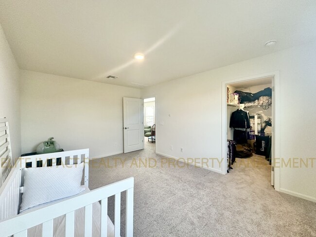 Building Photo - 7755 S Via Casa De Campo