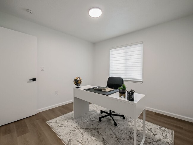 Building Photo - Luxury Living at Z on Plymouth – 1,000 SF Two-Bedroom Residence