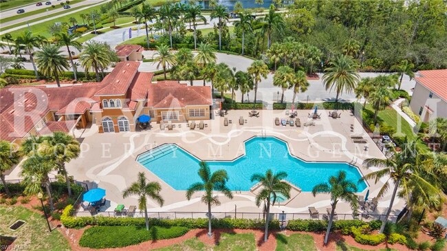 Building Photo - 8895 Via Isola Court