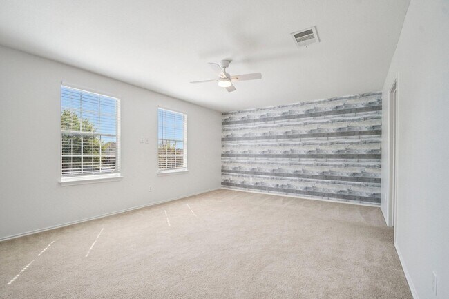 Building Photo - 217 Killian Loop