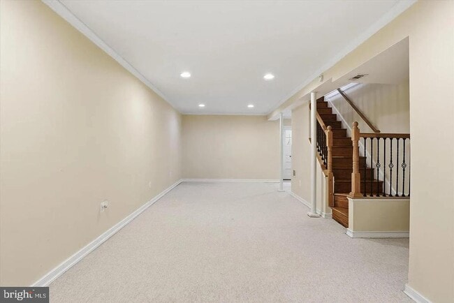 Building Photo - 7416 Sportsman Dr