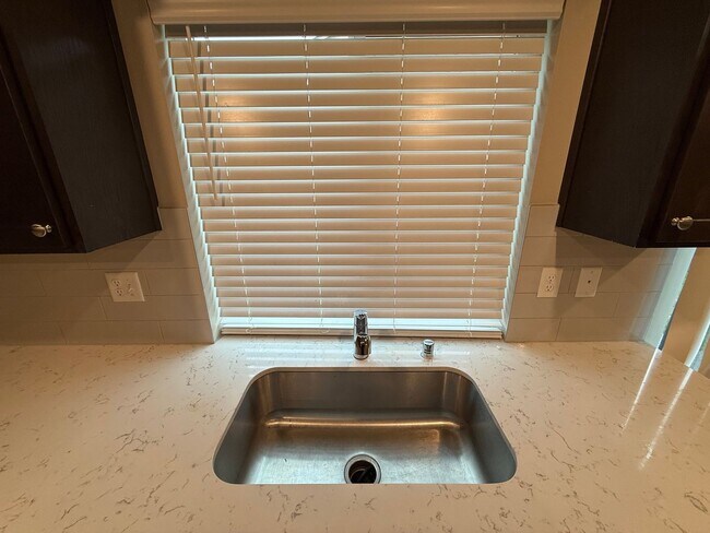 Building Photo - Spacious, modern 5-bed, 2.75-bath in sought-after Daisy Crossing Community in Sultan