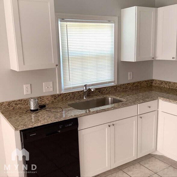 Building Photo - 2515 Winterfield Dr