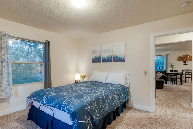 Building Photo - Hot Tub, Heated 3-Car Garage, Pet-Friendly, Enclosed Yard With Privacy Fence