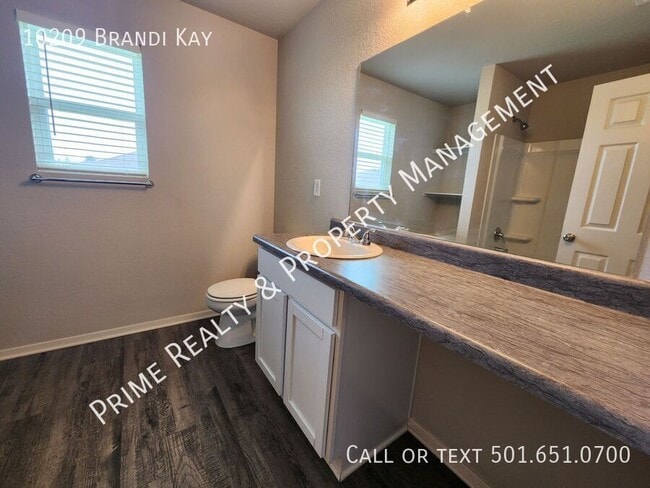 Building Photo - 10209 Brandi Kay Dr