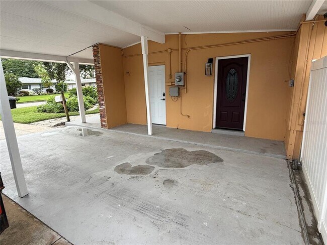 Building Photo - 4394 Pompano Dr SE