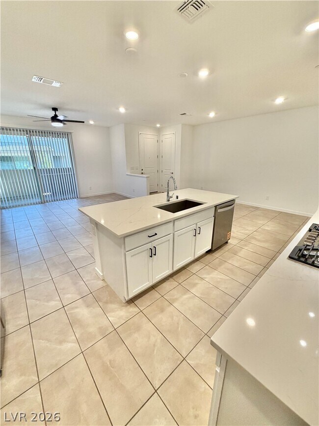 Building Photo - 11462 Crimson Ledge Ave