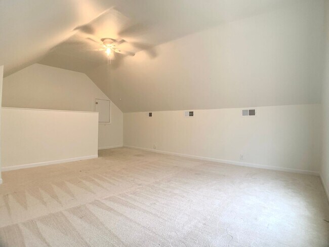 Building Photo - 1404 Marla Ct