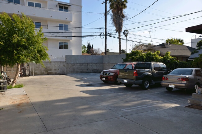 Building Photo - 5646 La Mirada Ave