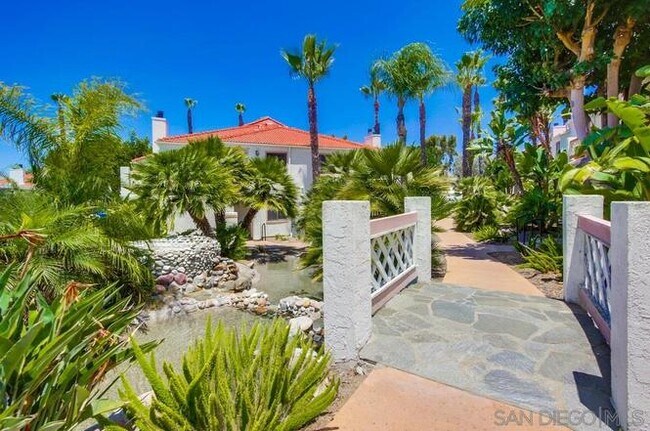 Building Photo - 9392 Twin Trails Dr