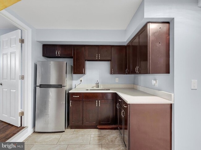 Building Photo - 1713 E Lafayette Ave