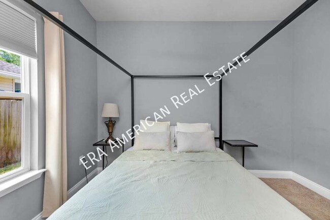 Building Photo - 2269 Tom St