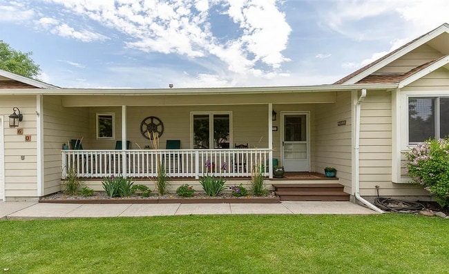Building Photo - Lovely 3 Bedroom 2 Bath home in great location