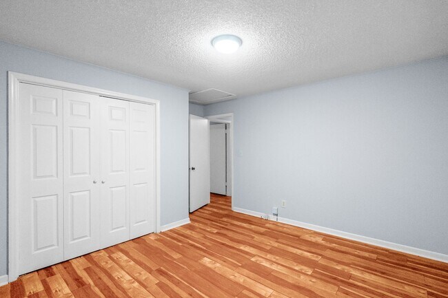 Building Photo - Lovely home in Charlotte