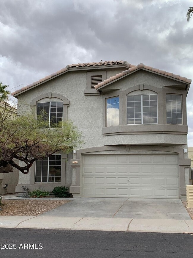 Primary Photo - 1341 E Cathedral Rock Dr