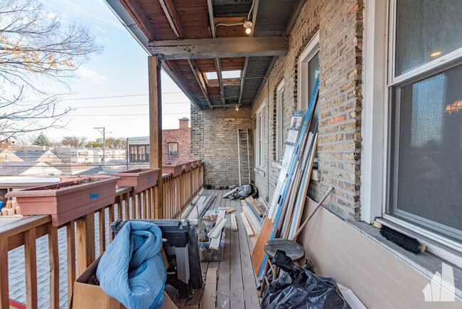 Building Photo - 3945 N Christiana Ave