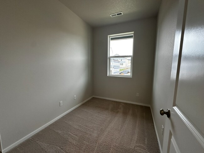 Building Photo - 3294 Southeast 35th Street