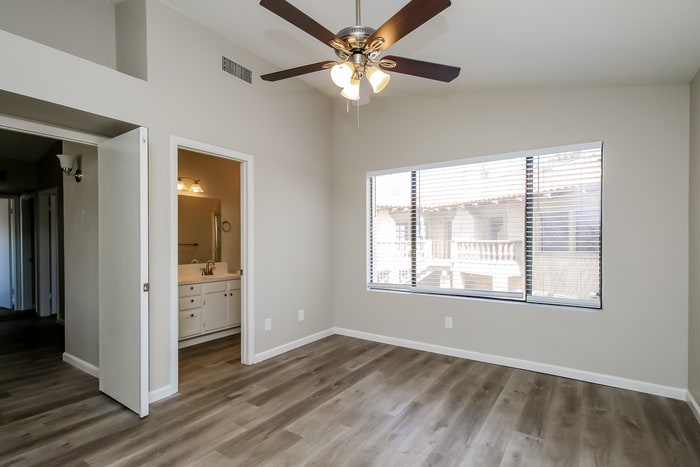 Building Photo - 1423 N Dana St