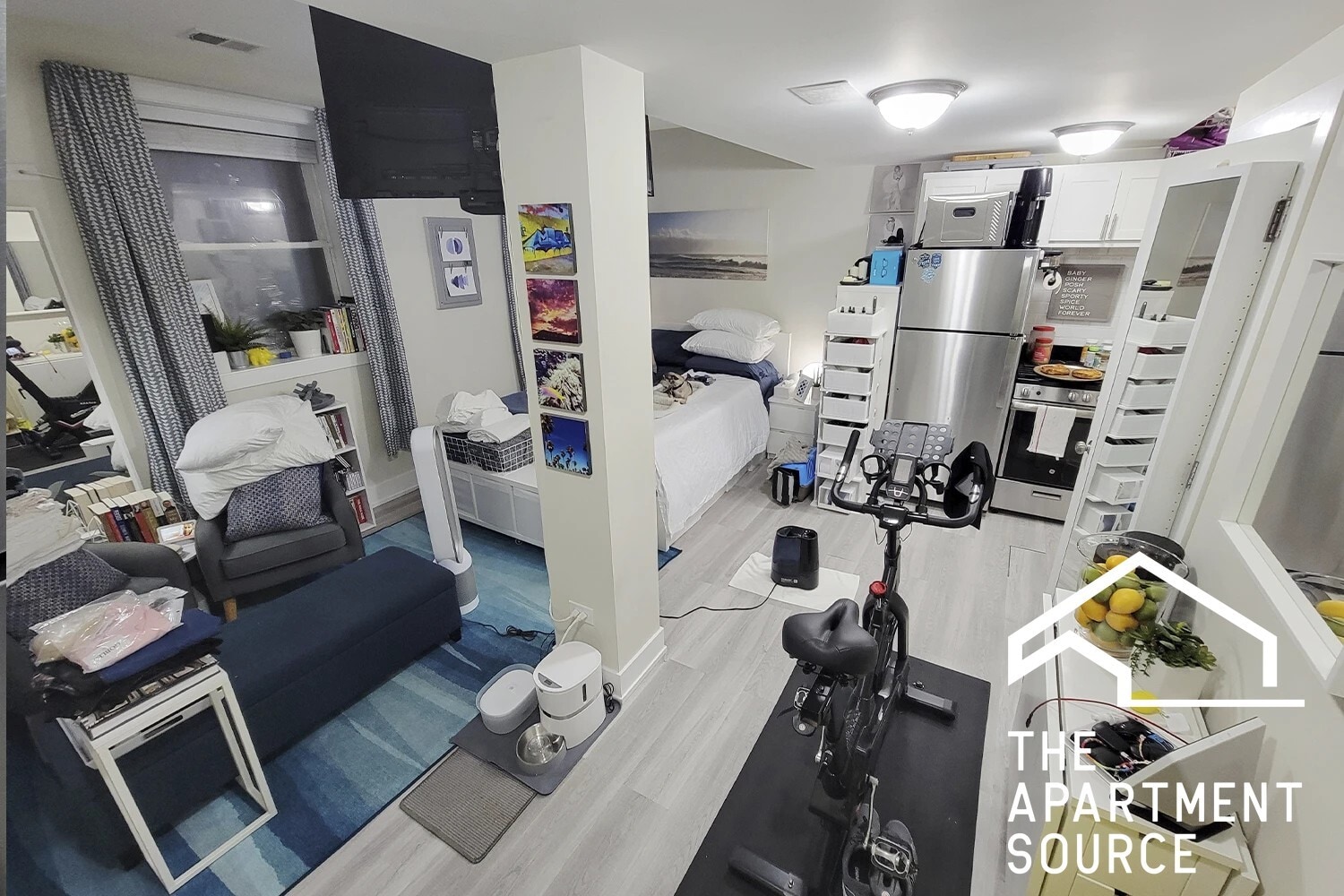 Building Photo - 648 W Roscoe St