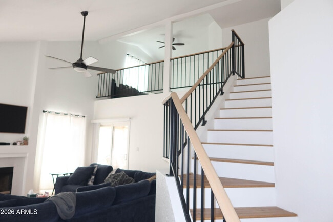 Building Photo - 3113 E Topeka Dr