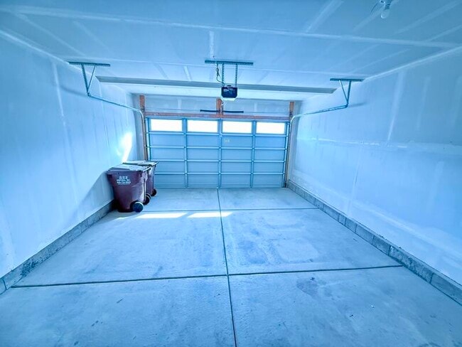 Building Photo - 8522 W Beckville Dr