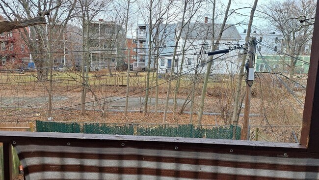 Building Photo - 7 Samoset St