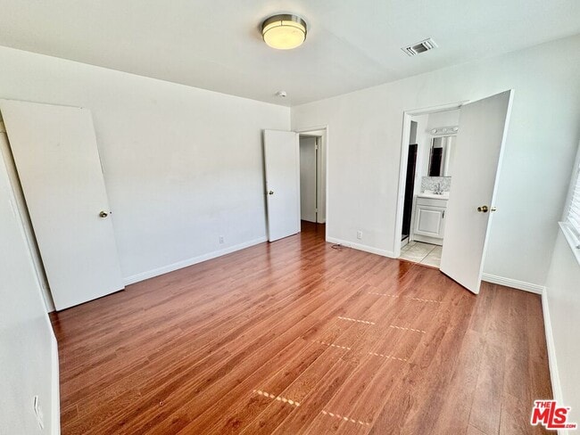 Building Photo - 3711 Selby Ave