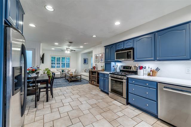 Building Photo - 4159 Clover Ln