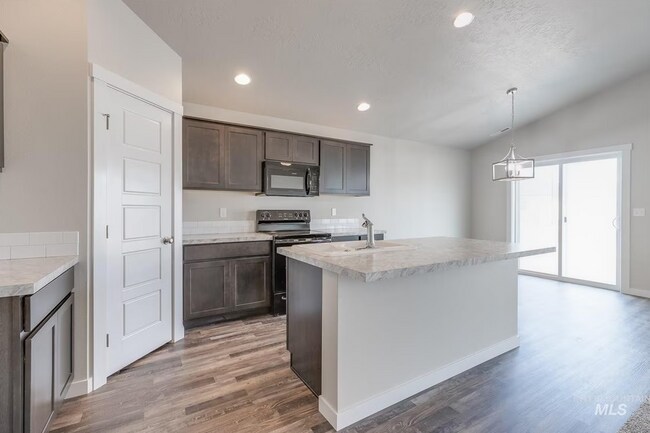 Building Photo - 3400 W Adios St