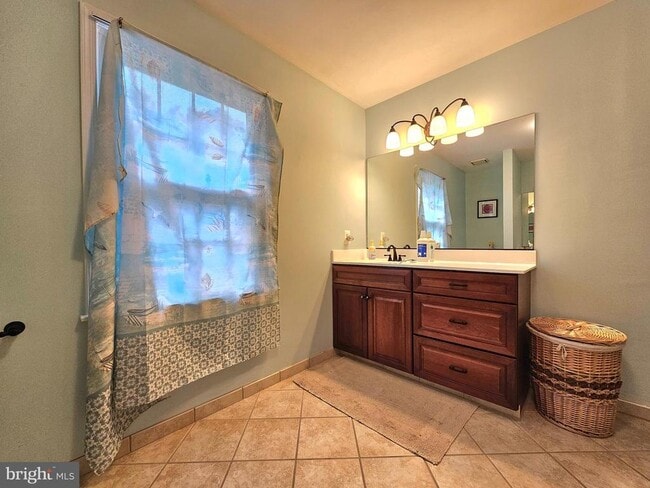 Building Photo - 3803 Aquia Dr