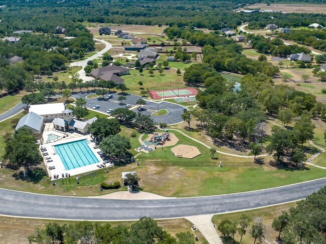 Building Photo - 127 Loysoya St